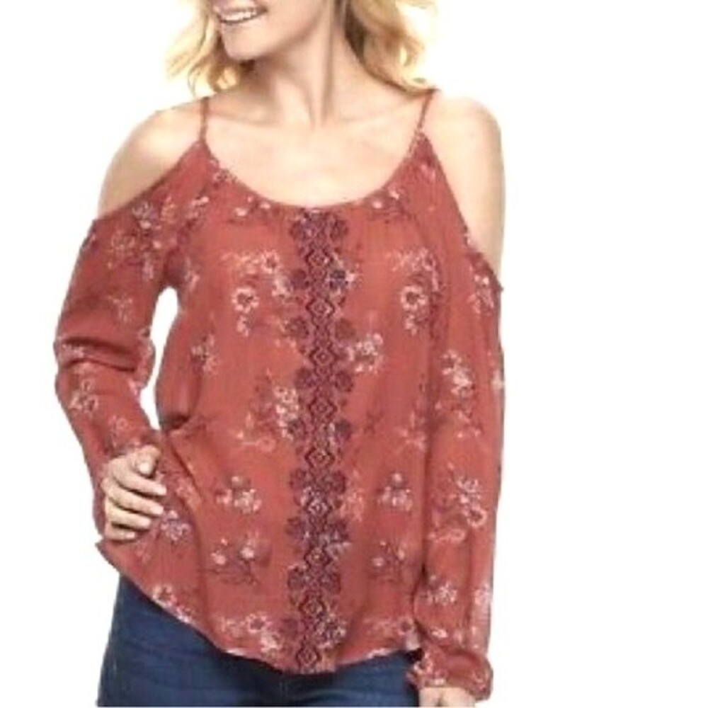 Mauve long sleeve off shoulder lace detail top size small
